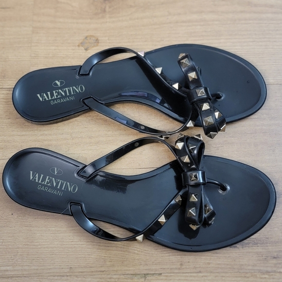 Valentino Garavani Rockstud Rubber PVC Sandals - Picture 9 of 16